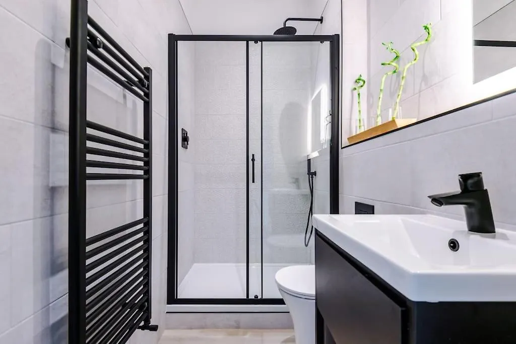 City Centre Apartment Free Parking And Luxury Finishes Chester