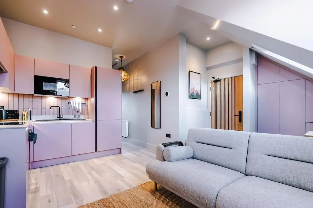 City Centre Apartment Free Parking And Luxury Finishes Chester
